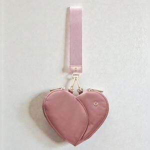 NEW Lululemon Dual Pouch Heart Wristlet